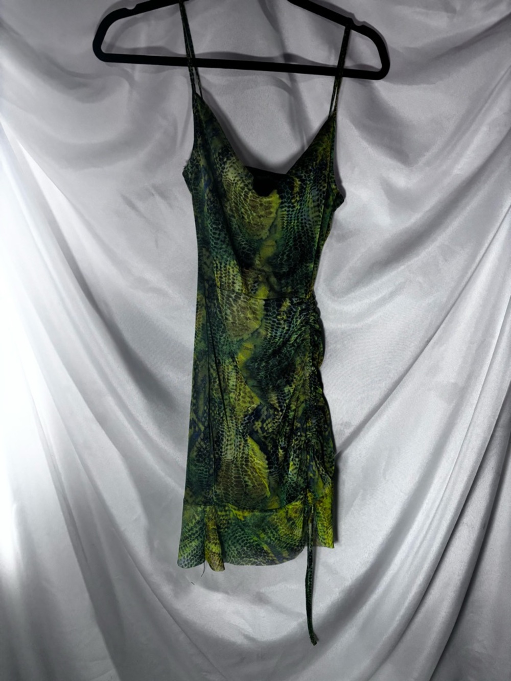 PrettyLittleThing Green & Black Snake-Print Slip‎ Mini Dress